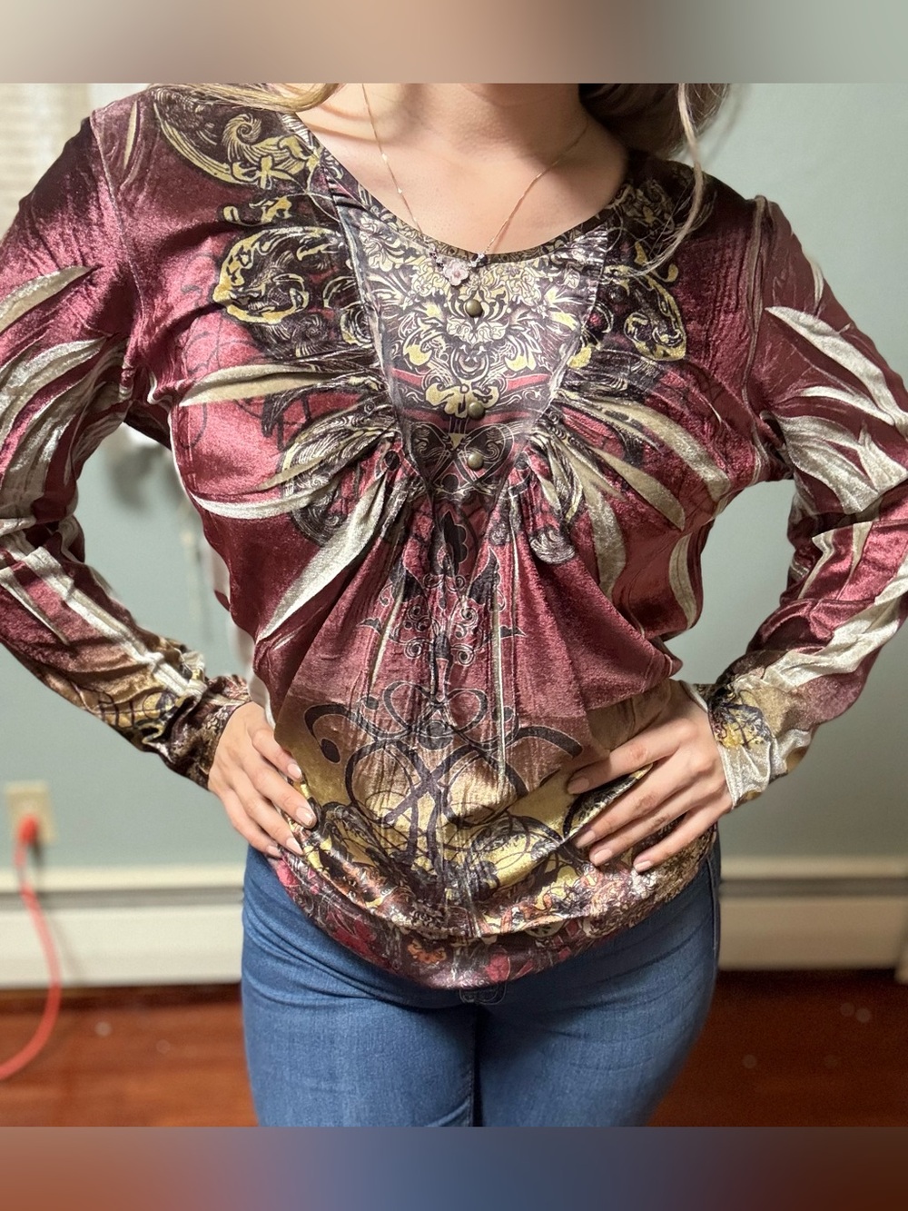 Women’s Burgundy Metallic Floral Long-Sleeve Top